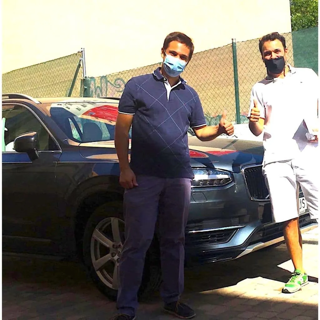 Alberto de Madrid con su Volvo XC90 T8 AWD importado de Alemania